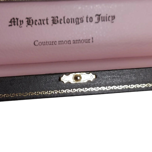 Juicy Couture Rhinestone Goldtone Double Hearts Link Bracelet with box Firm - Picture 5 of 9